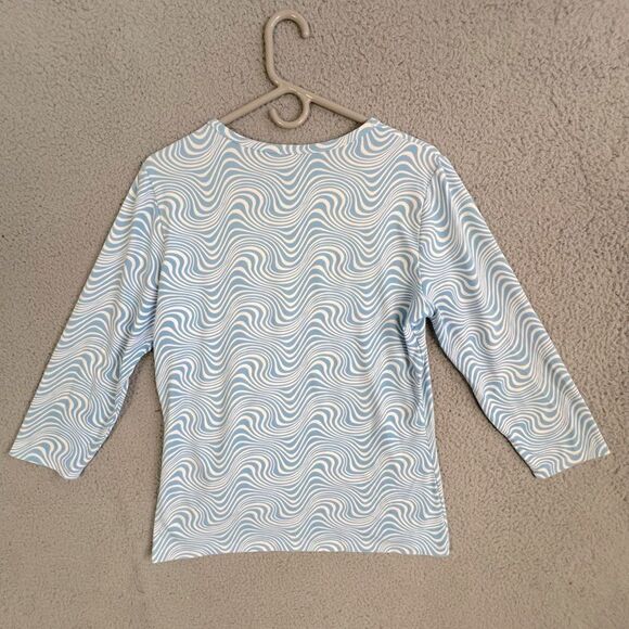 J MCLAUGHLIN WOMENS BLOUSE SIZE L LIGHT BLUE AND WHITE DESIGN - Picture 2 of 10